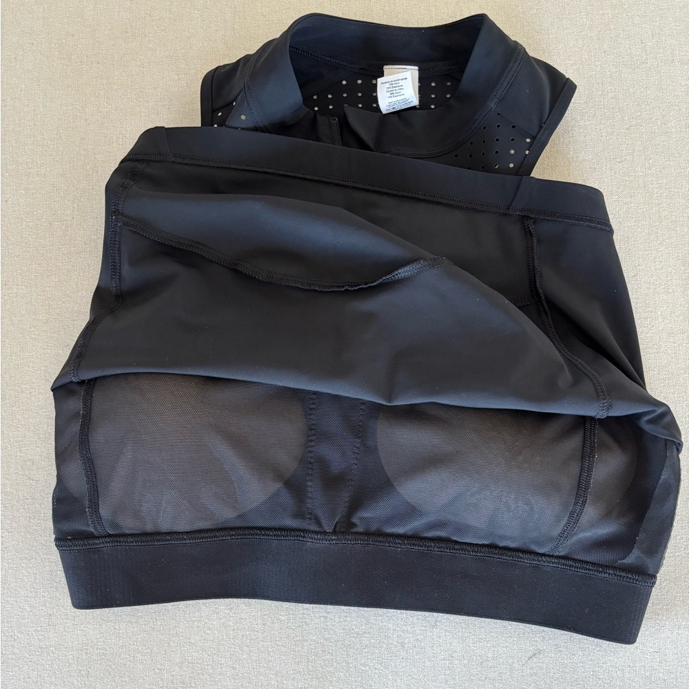 Lululemon Unleash Strength Bra black size 8 like new high neck half-zip W2BXTS - Picture 10 of 11